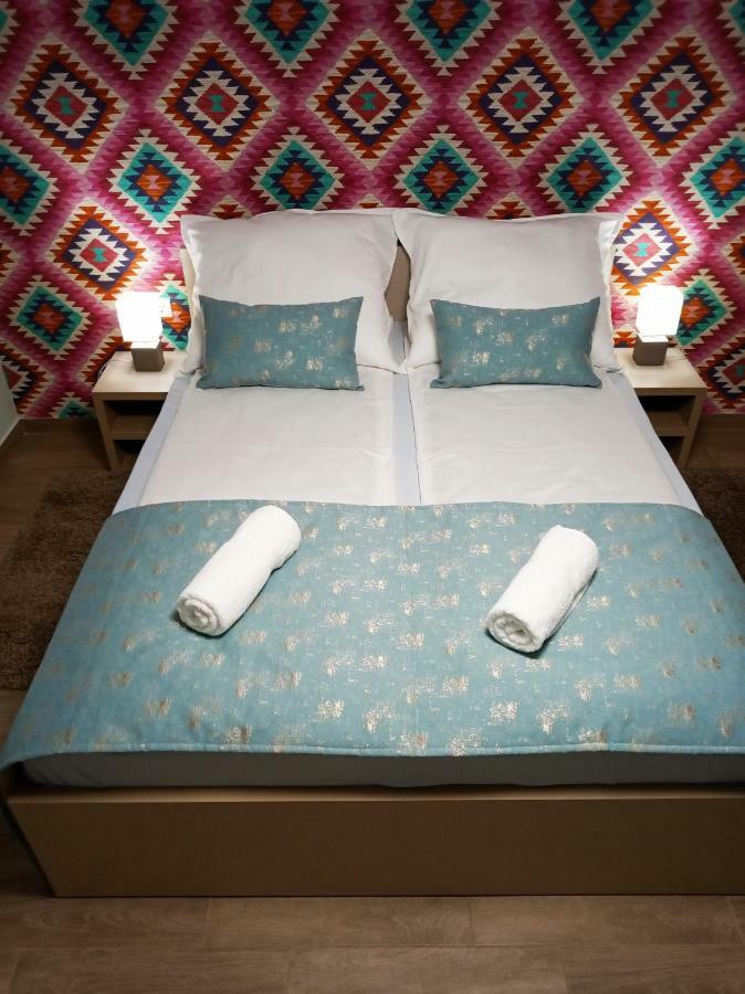 Valentina Apartman Apartment เอ็กเกอร์ ภายนอก รูปภาพ